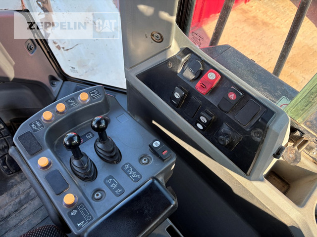 Wheel loader Cat 972MXE: picture 18