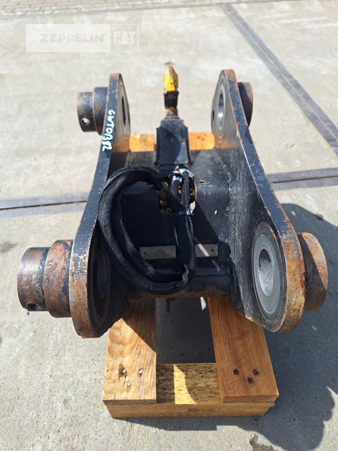 Cat CW10H - Quick coupler for Construction machinery: picture 4 Cat CW10H - Quick coupler for Construction machinery: picture 4