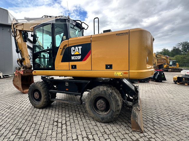 Cat M320F - Wheel excavator: picture 2 Cat M320F - Wheel excavator: picture 2