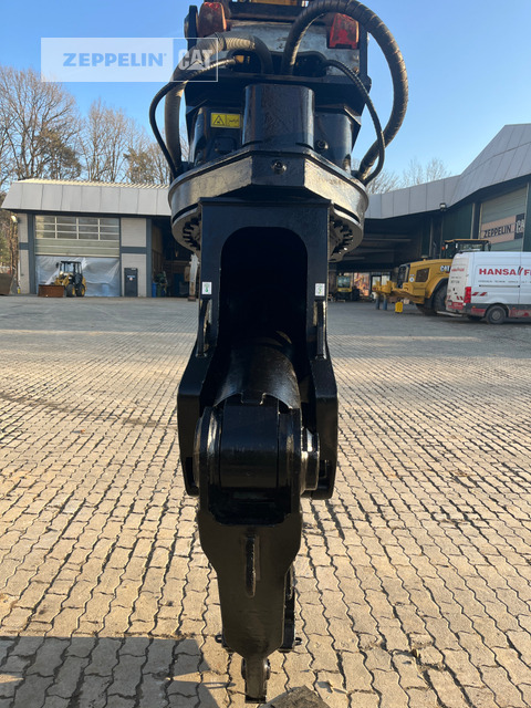 Cat MP318 - Demolition shears: picture 2 Cat MP318 - Demolition shears: picture 2