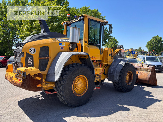 Volvo L90H - Wheel loader: picture 3 Volvo L90H - Wheel loader: picture 3
