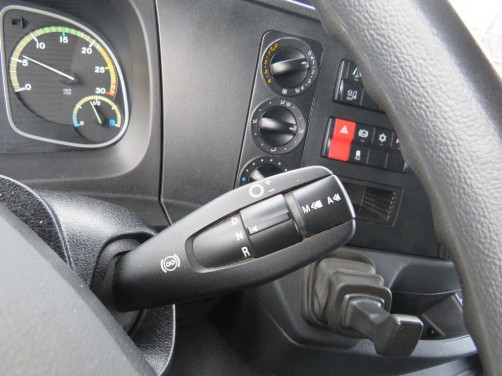 MERCEDES-BENZ Atego 1527 L Pritsche LBW - Curtain side truck: picture 4 MERCEDES-BENZ Atego 1527 L Pritsche LBW - Curtain side truck: picture 4