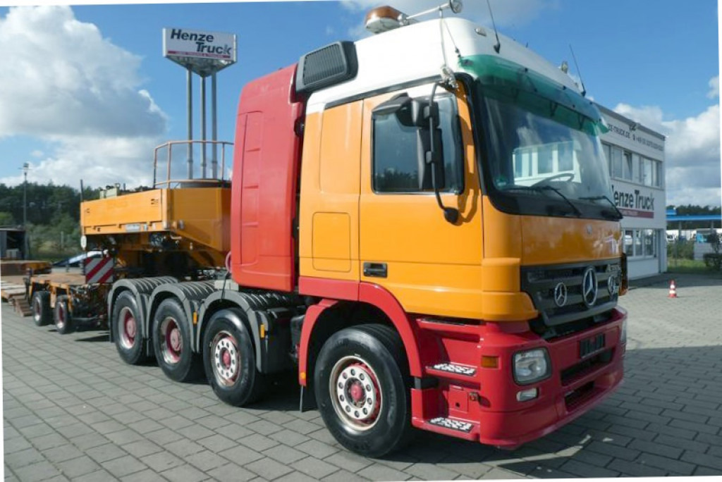 MERCEDES-BENZ Actros 4160 SLT 8x4 4 SZM TITAN -155to.-!! - Tractor unit: picture 1 MERCEDES-BENZ Actros 4160 SLT 8x4 4 SZM TITAN -155to.-!! - Tractor unit: picture 1
