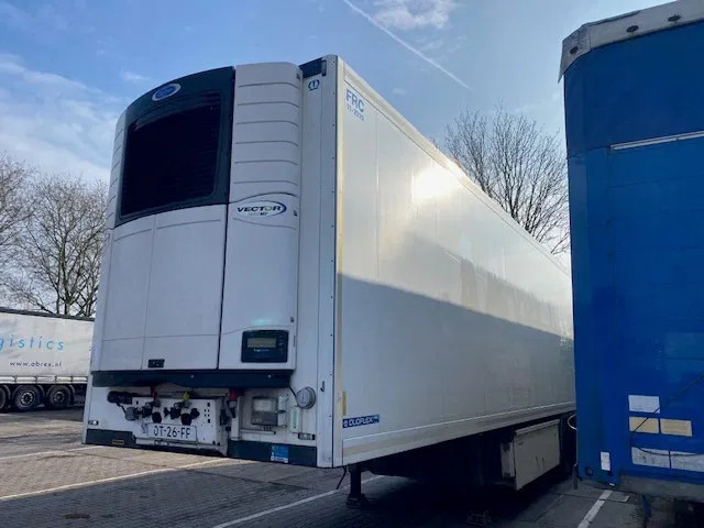 Krone SD koelvries 2 temp met Carrier vector 1950MT , aslift paletkist, tussenschot - Refrigerator semi-trailer: picture 1 Krone SD koelvries 2 temp met Carrier vector 1950MT , aslift paletkist, tussenschot - Refrigerator semi-trailer: picture 1