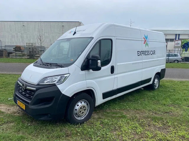 Opel Movano 2.2 diesel lang en hoog met laadklep, motor problemen... - Panel van: picture 1 Opel Movano 2.2 diesel lang en hoog met laadklep, motor problemen... - Panel van: picture 1