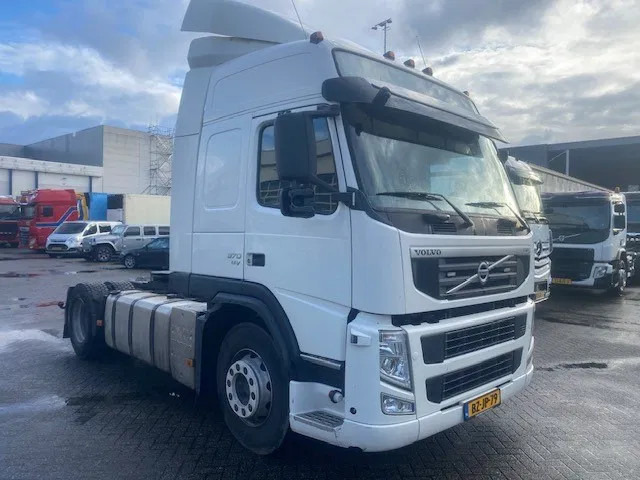 Volvo FM 370 trekker globetrotter, i shift, euro 5, low km.... - Tractor unit: picture 2 Volvo FM 370 trekker globetrotter, i shift, euro 5, low km.... - Tractor unit: picture 2