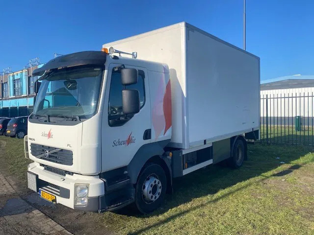 Volvo FL 12 gesloten laabak 460 lang met laadklep , afzetbaar, low km - Container transporter/ Swap body truck: picture 1 Volvo FL 12 gesloten laabak 460 lang met laadklep , afzetbaar, low km - Container transporter/ Swap body truck: picture 1