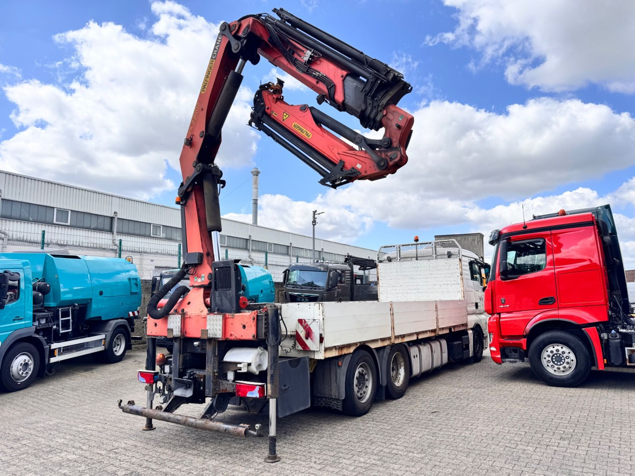 MAN 26.480 TGX 6x2 Palfinger 23002 Fly-Jib ca 21 m - Crane truck: picture 3 MAN 26.480 TGX 6x2 Palfinger 23002 Fly-Jib ca 21 m - Crane truck: picture 3