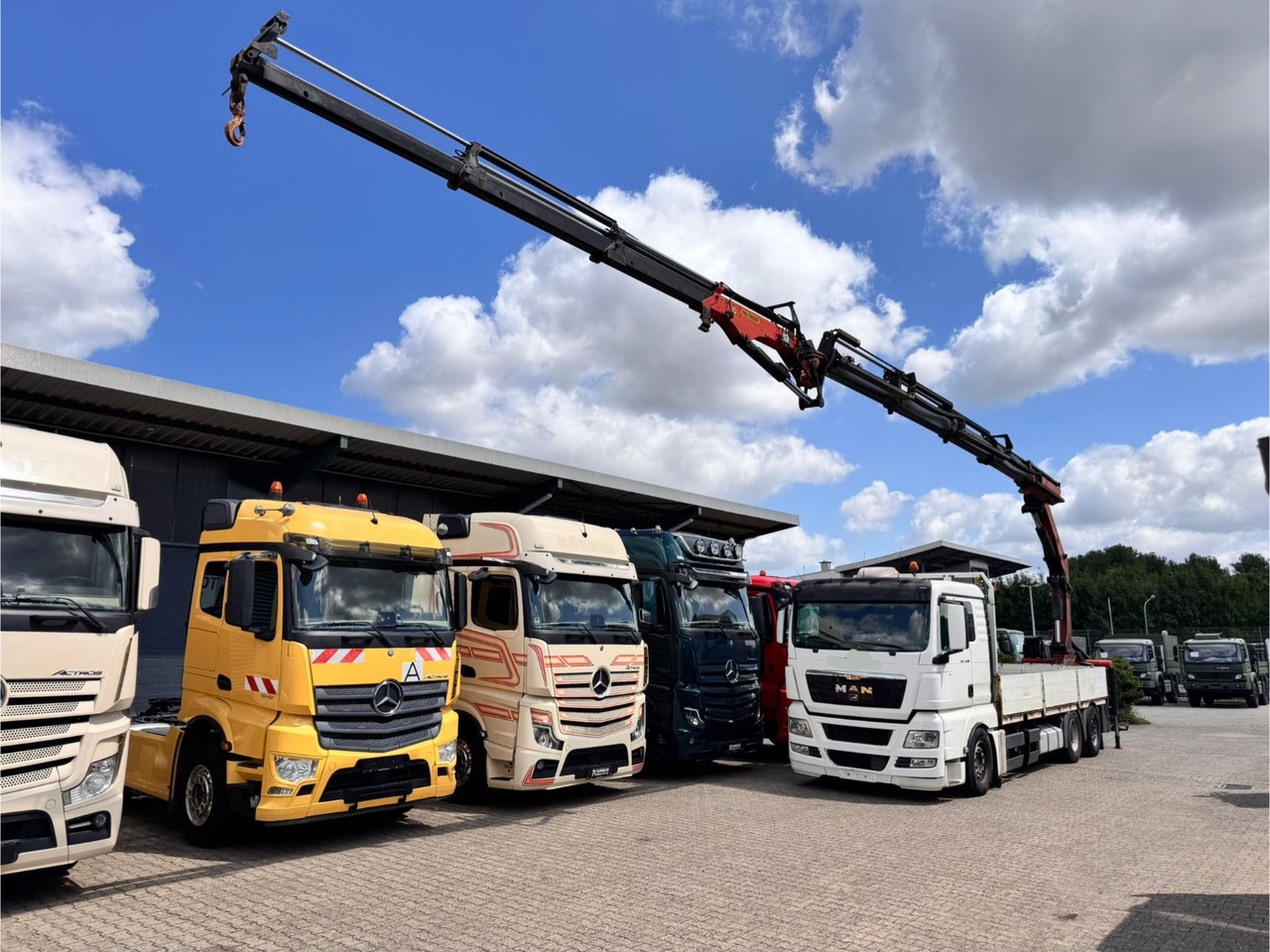 MAN 26.480 TGX 6x2 Palfinger 23002 Fly-Jib ca 21 m - Crane truck: picture 2 MAN 26.480 TGX 6x2 Palfinger 23002 Fly-Jib ca 21 m - Crane truck: picture 2