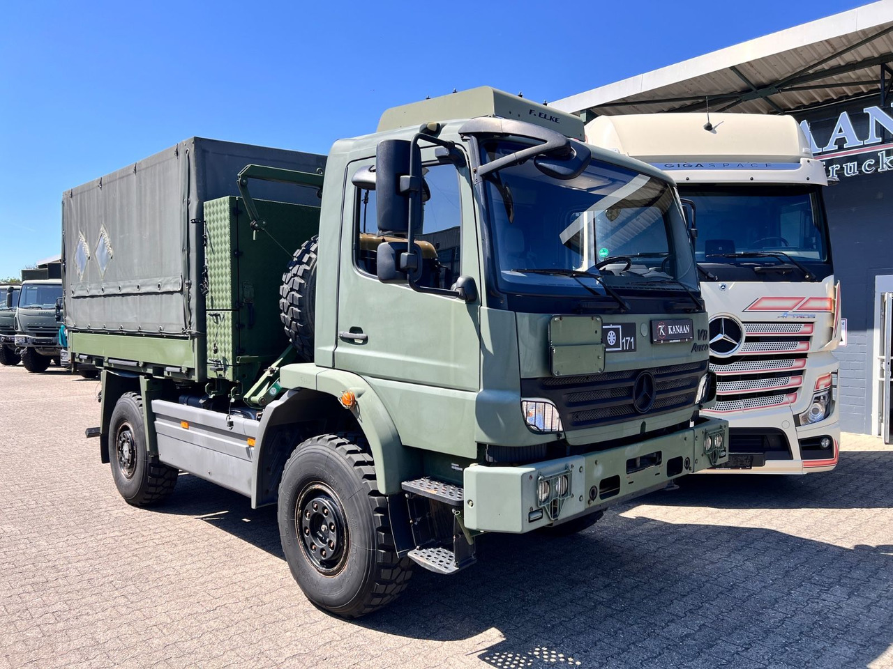 Mercedes-Benz 1018 Atego 4x4 Allrad Miltär Camper Expedition - Container transporter/ Swap body truck: picture 2 Mercedes-Benz 1018 Atego 4x4 Allrad Miltär Camper Expedition - Container transporter/ Swap body truck: picture 2