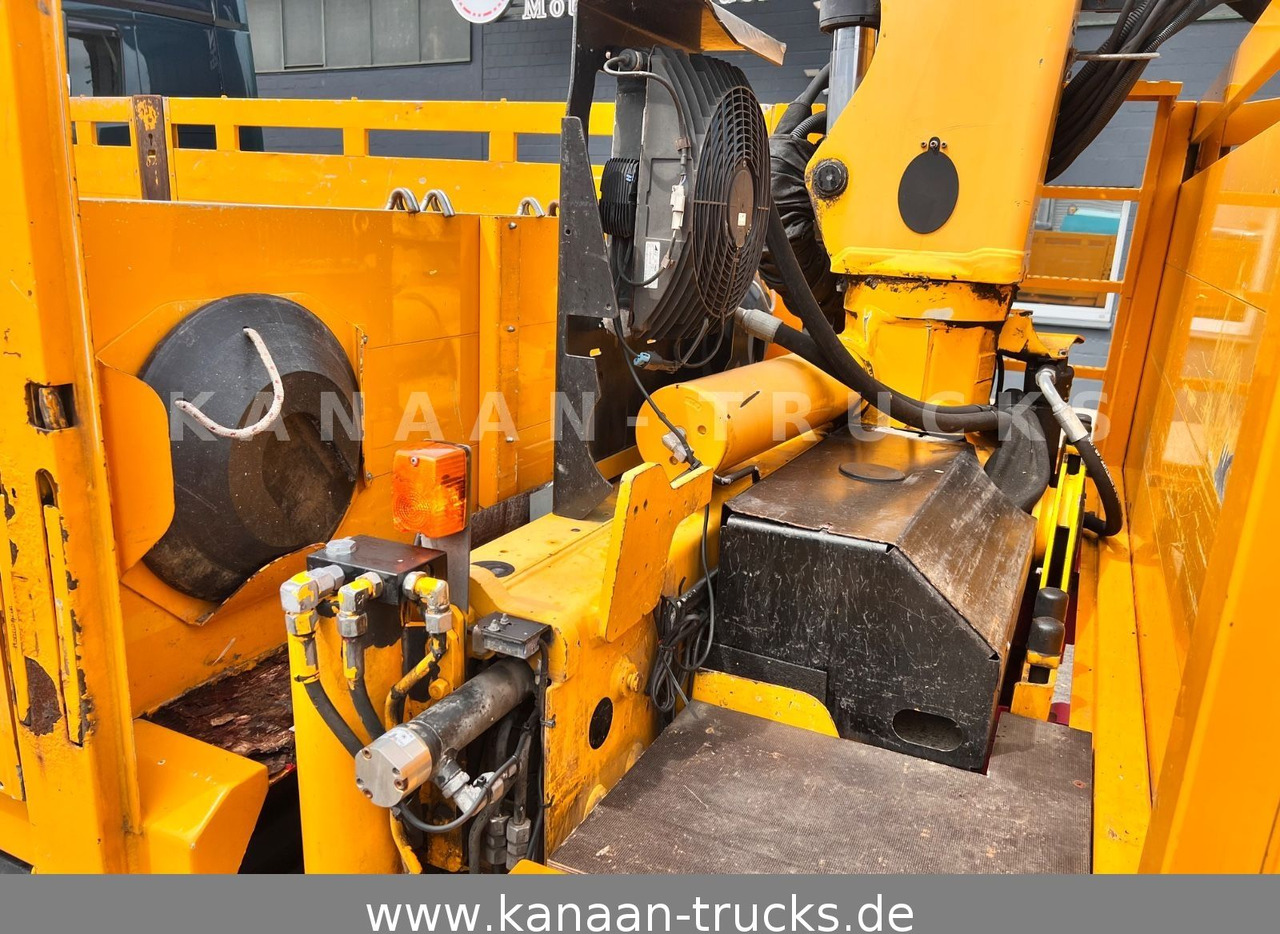 Crane truck Mercedes-Benz 1845 Antos 4x2 Baustoffkran Palfinger 21001L: picture 17