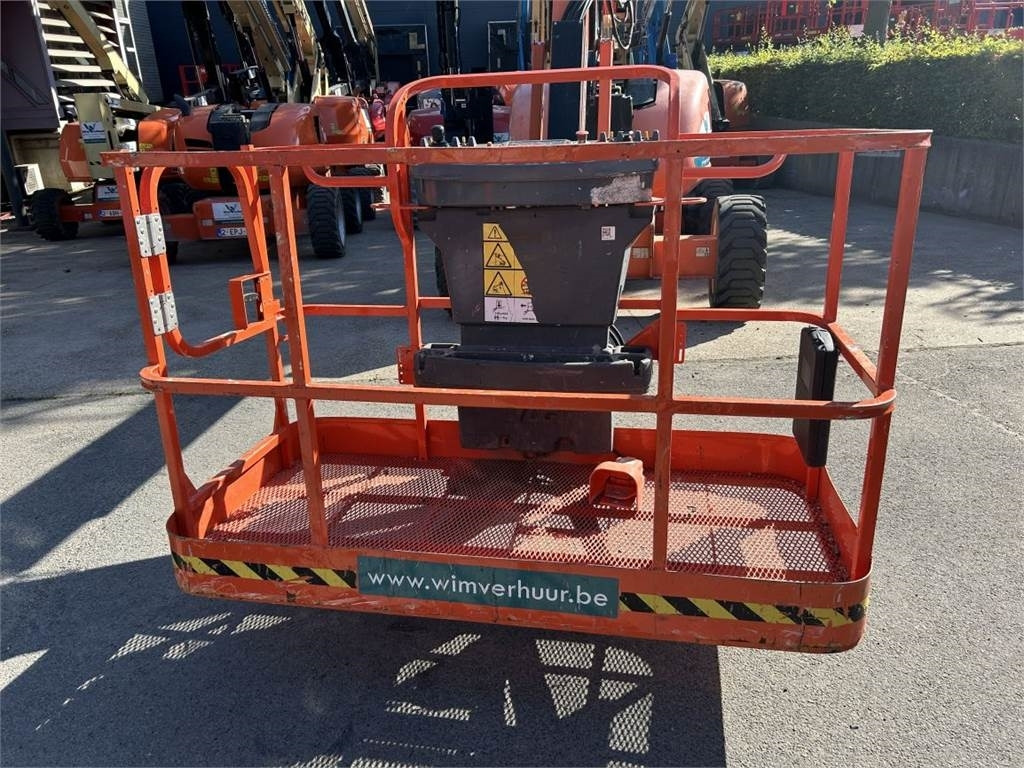 JLG 600 AJ (3218) - Articulated boom: picture 5 JLG 600 AJ (3218) - Articulated boom: picture 5
