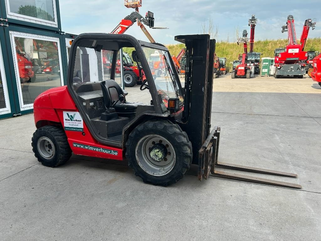 Manitou MH 25.4 - Rough terrain forklift: picture 4 Manitou MH 25.4 - Rough terrain forklift: picture 4