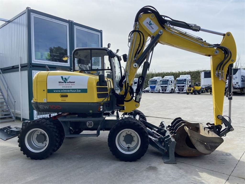 Neuson EW100 (6924) - Wheel excavator: picture 3 Neuson EW100 (6924) - Wheel excavator: picture 3
