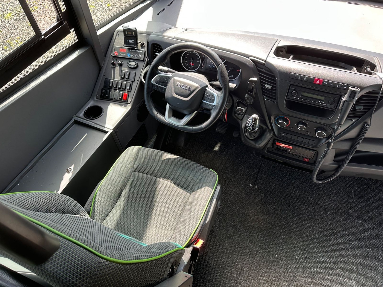 Iveco Rapido 70C18 (wenig Km*7.2t*33 Sitze) Rosero - Minibus, Passenger van: picture 3 Iveco Rapido 70C18 (wenig Km*7.2t*33 Sitze) Rosero - Minibus, Passenger van: picture 3