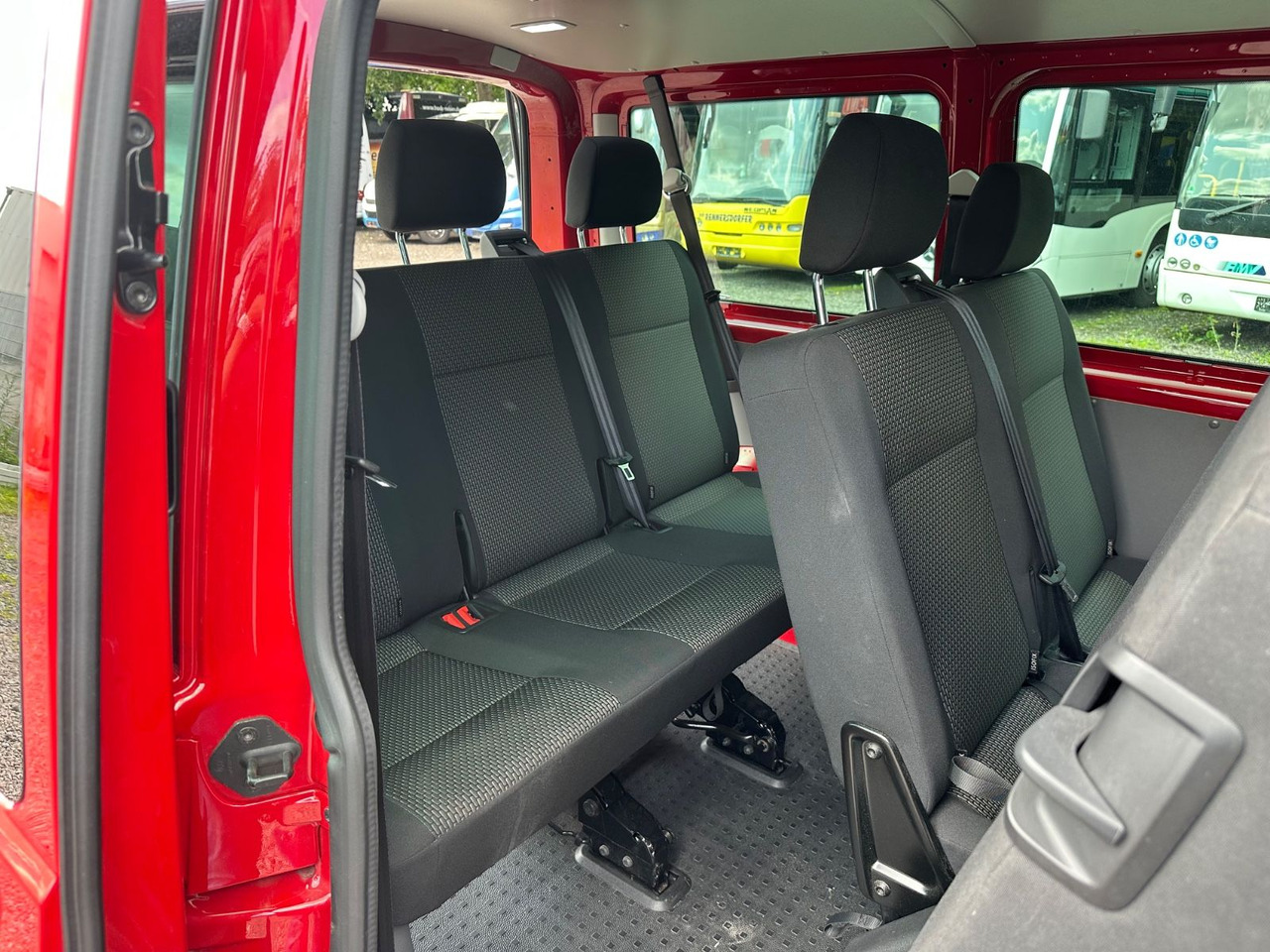 Volkswagen T6 Kombi (PDC Hi*ACC*StandHz*9 Sitzer*AC) - Passenger van: picture 5 Volkswagen T6 Kombi (PDC Hi*ACC*StandHz*9 Sitzer*AC) - Passenger van: picture 5